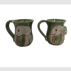 PAIR Mudworks USA Elephant 16 oz Mug by Joann Stratakos Pottery